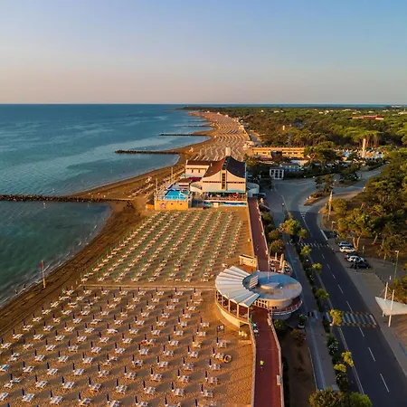 アパート Equipped For A Relaxing In Lignano *